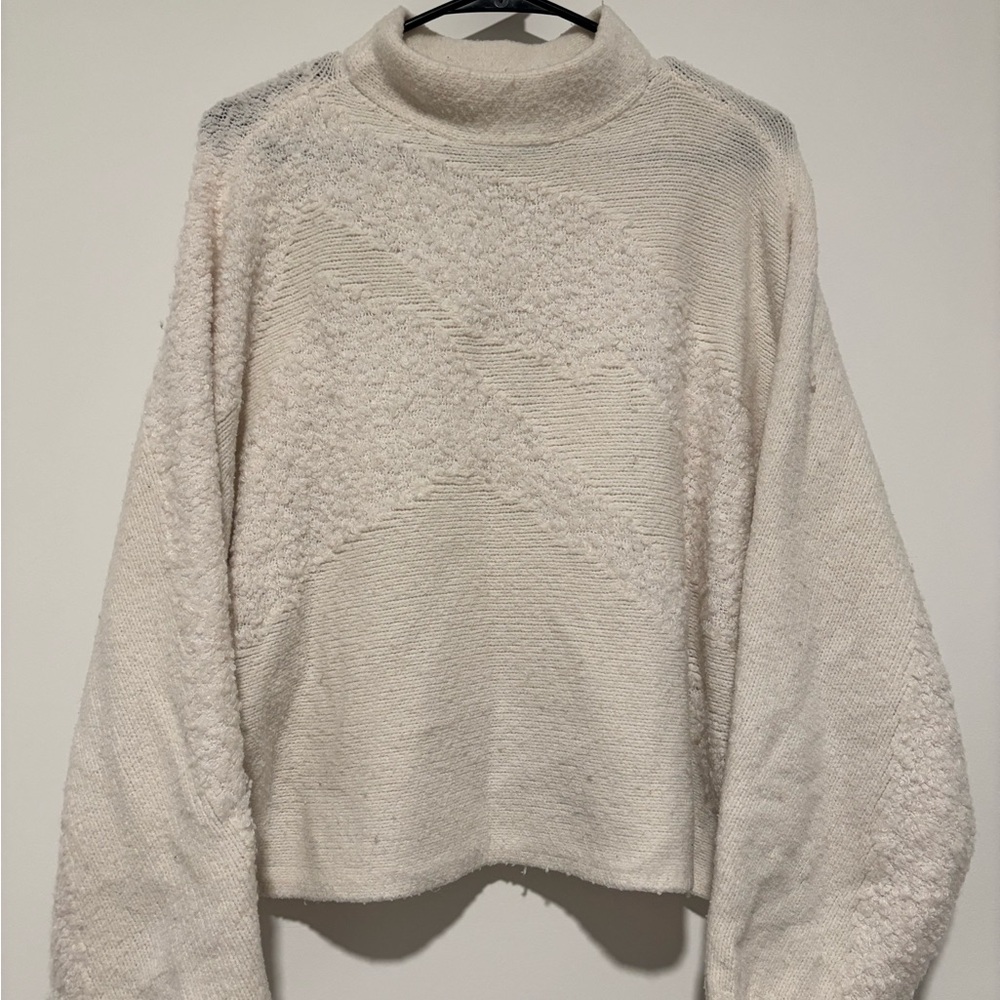 Abercrombie & Fitch Cream Textured Turtleneck Sweater